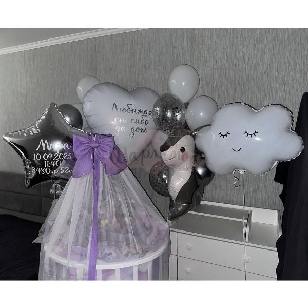 Композиция из шаров "Белоснежная выписка"