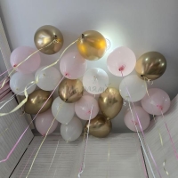 Композиция из шаров " Шик золотой няши"